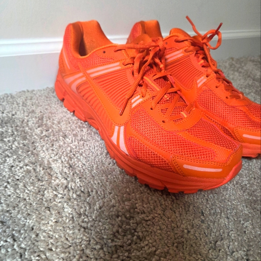 Nike Vomero 5